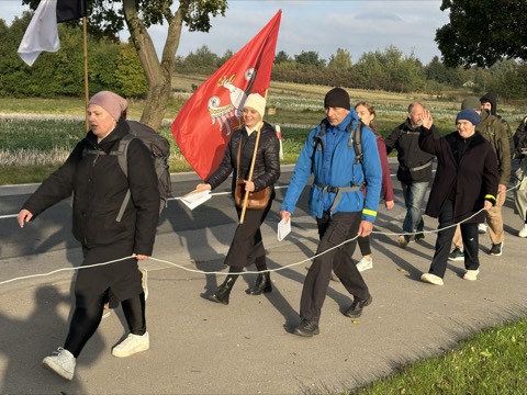 VI Piesza Pielgrzymka Tradycji do Wąwolnicy, 2025 — fotografia 73