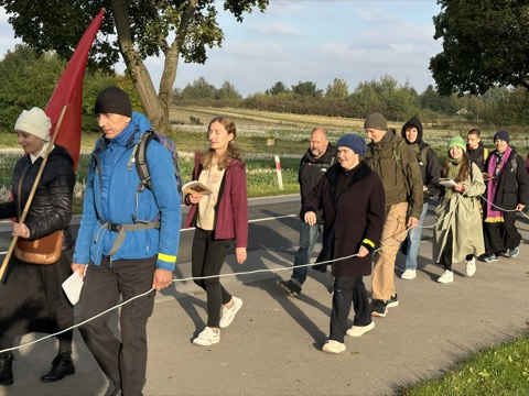 VI Piesza Pielgrzymka Tradycji do Wąwolnicy, 2025 — fotografia 74