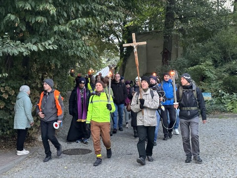 VI Piesza Pielgrzymka Tradycji do Wąwolnicy, 2025 — fotografia 107
